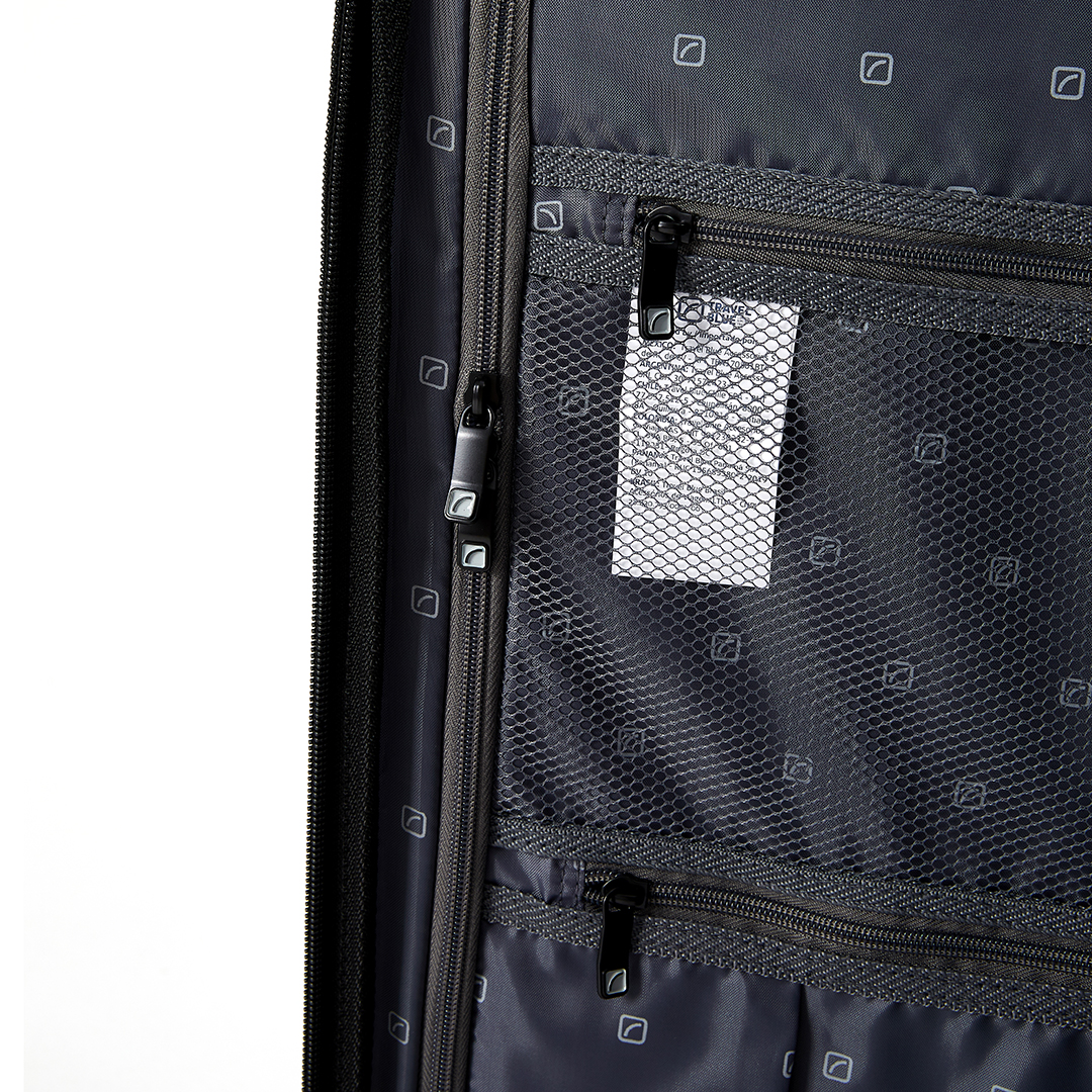 Set de Valijas 20″ + 24″ Nomad Negra 3 Set de Valijas 20″ + 24″ Nomad Negra - Imagen 3